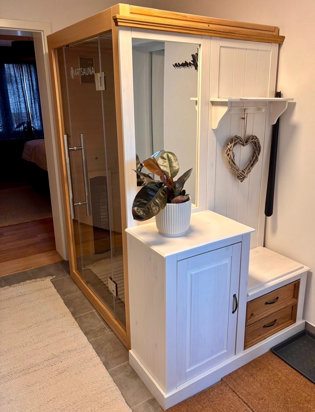 Private Heimsauna mit Glastür
